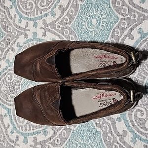 Bob's brown Sz 8 Loafers